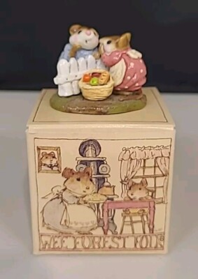 Wee Forest Folk Mouse Talk Gossiping Mice Annette Petersen 1985 M130