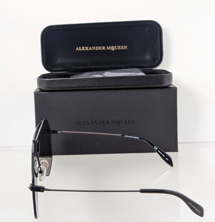 Pre-owned Alexander Mcqueen Brand Authentic  Sunglasses Mq 0138 Black 001 99mm Frame In Gray