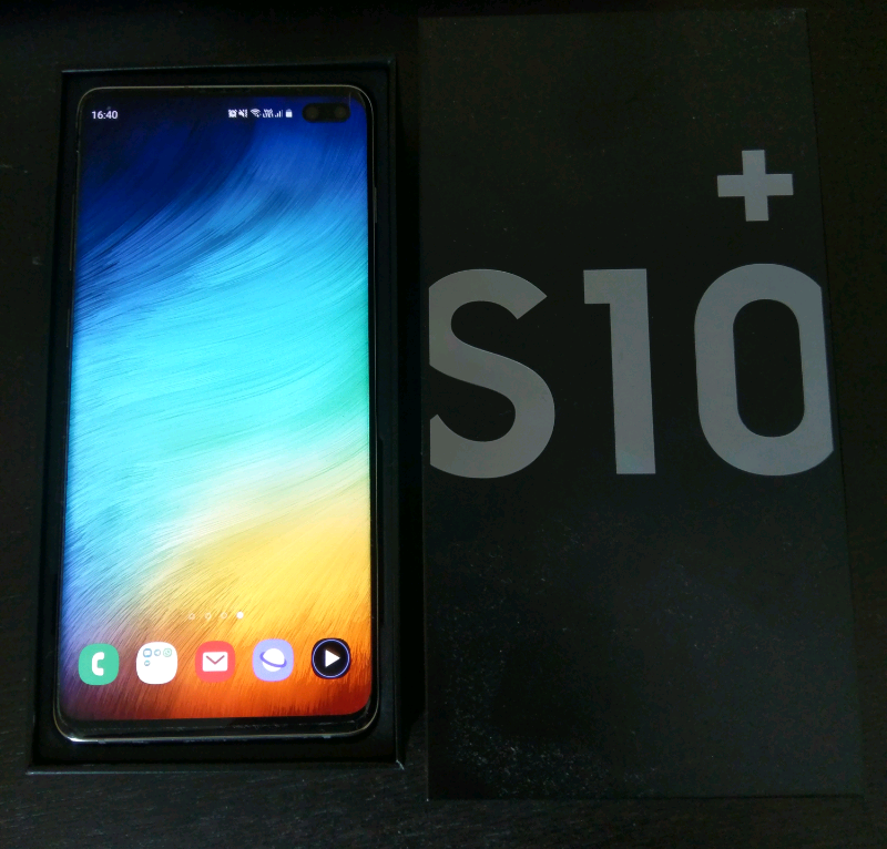 s10 plus prism white