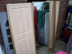 B Q Darwin Double Wardrobe White Gloss Oak In Swallownest