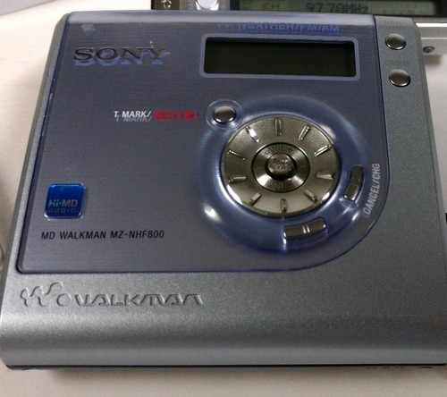 Vintage SONY HI-MD MINIDISC Recorder Walkman MZ-NHF800 w/ Accessories & Armband