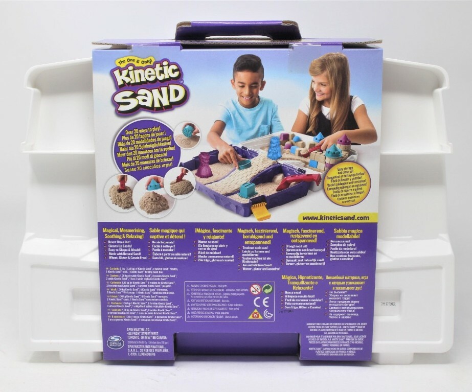 Kinetic Sand - Folding Sand Box with 3 lbs of Kinetic Sand Plus Toy Molds - New!
