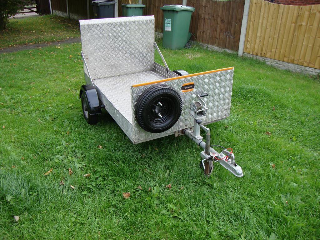 MOBILITY DISABILITY SCOOTER TRANSPORTING TRAILER in Horsforth, West Yorkshire Gumtree