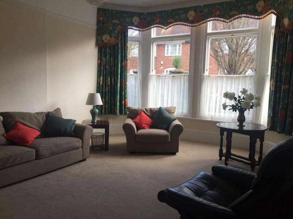 Spacious one bedroom fully furnished flat to rent in St ...