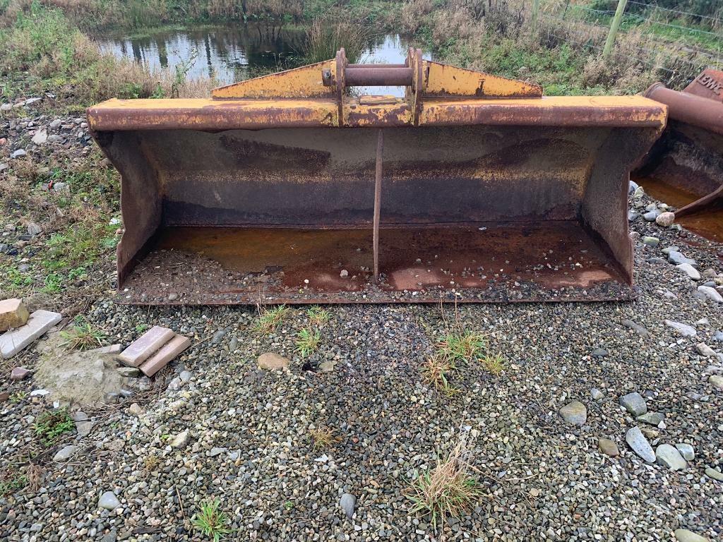 Digger Buckets in Tain, Highland Gumtree