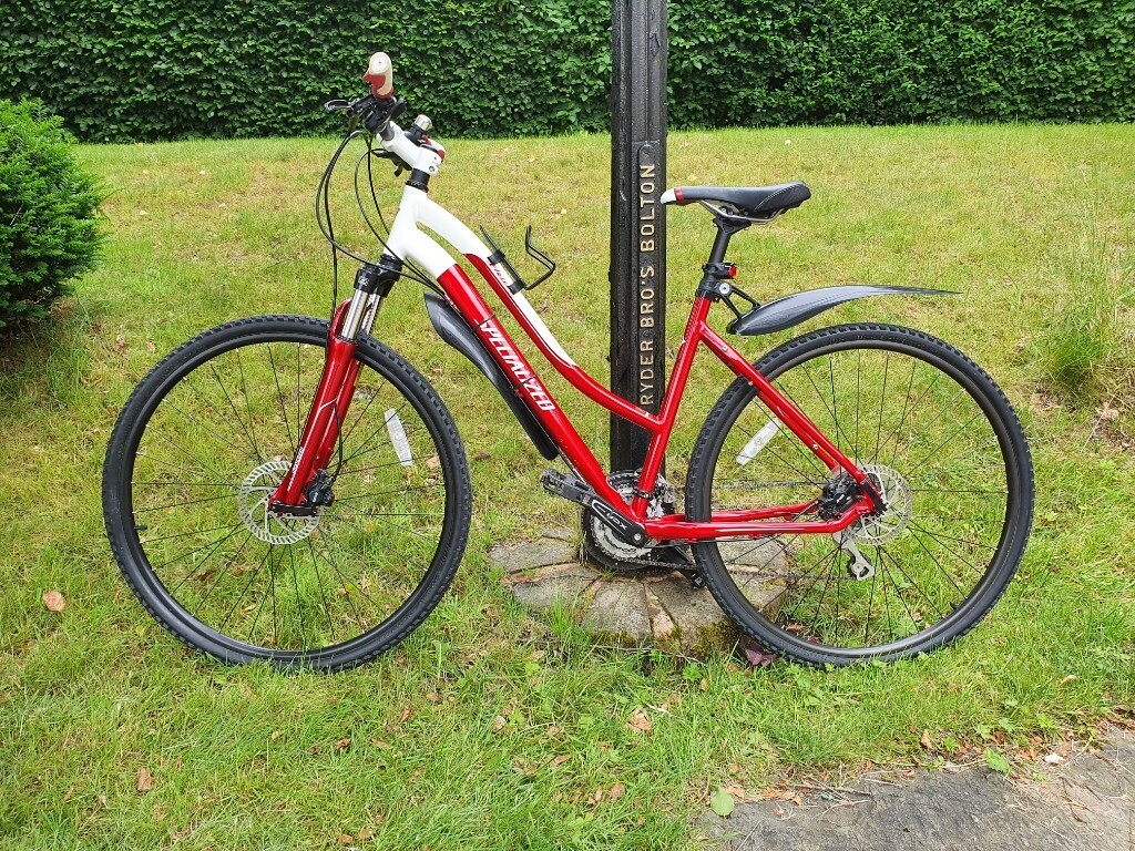 Ladies Specialized Ariel Sport Disc Hybrid Bike