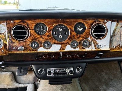 image 15 of interior