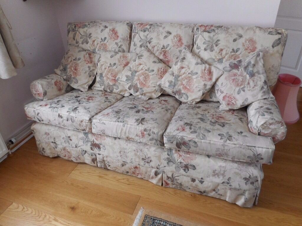 Multi York 3 Piece Suite 2 Armchairs And A 3 Seat Sofa In with regard to armchairs gumtree york with regard to House