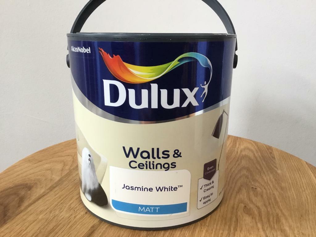 dulux jasmine white living room