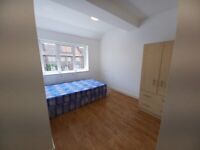 Studio Flat to let in Bromley, BR1 5PD , DSS accepted over 35 years.