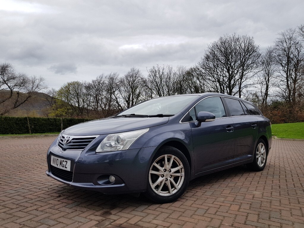 Toyota avensis 2010