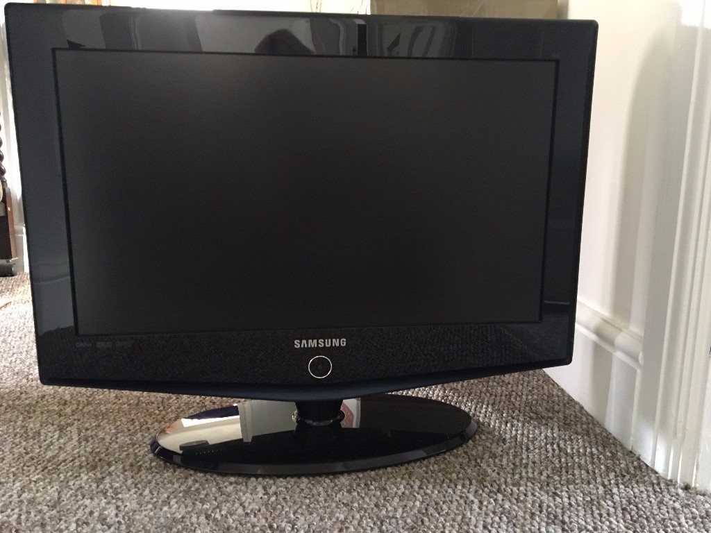Samsung 27 inch TV in Woodford Halse, Northamptonshire Gumtree