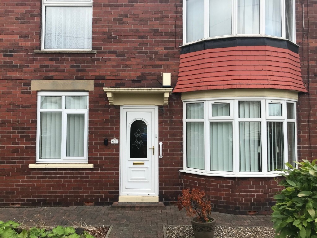 UNIQUE LUXURIOUS 2 BED GROUND FLOOR FLAT LOBLEY HILL ROAD, GATESHEAD DSS NO BOND