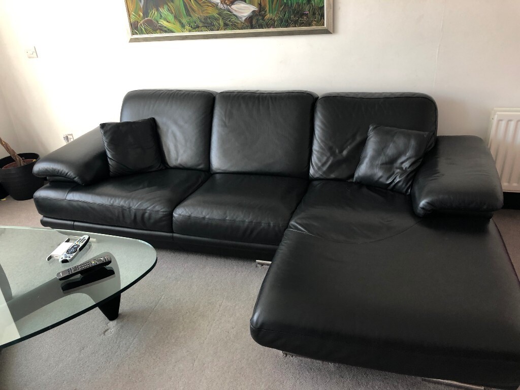 very Large Black leather TV lounge sofa | in Clapham, London | Gumtree