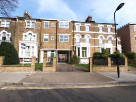 A conviniently located 1 bedroom located on Queens Drive walking distance to Clissold Park