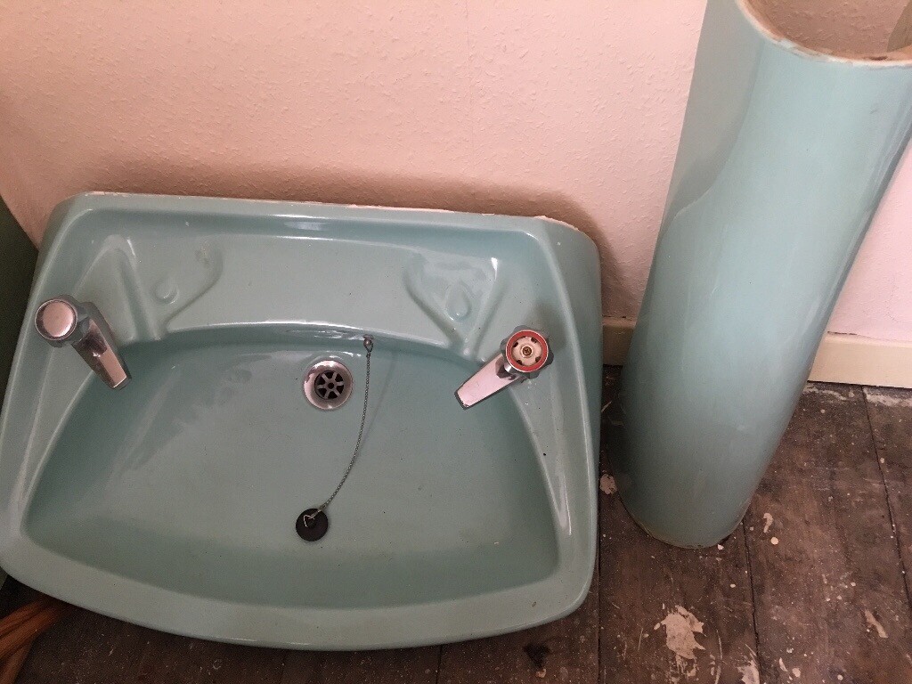 Vintage bathroom suite in Anfield, Merseyside Gumtree