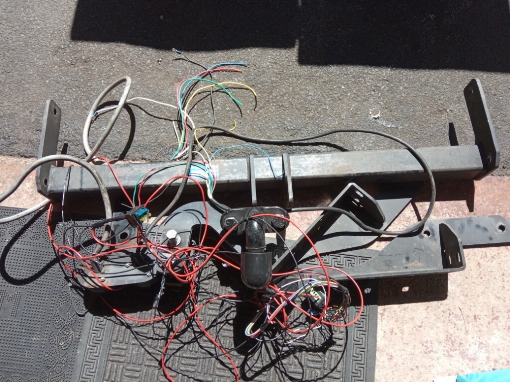 Car tow bar in Shard End, West Midlands Gumtree