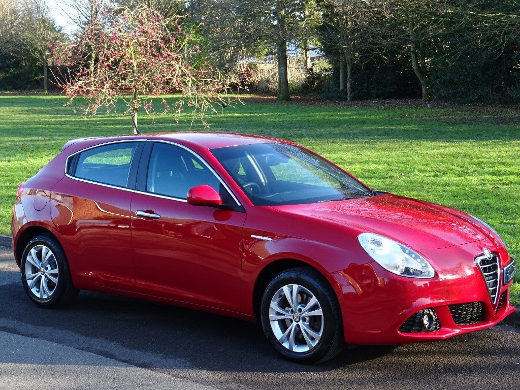 2012 Alfa Romeo Giulietta 2.0 JTDM-2 Lusso 5dr - DIESEL - BLUE&ME - LED