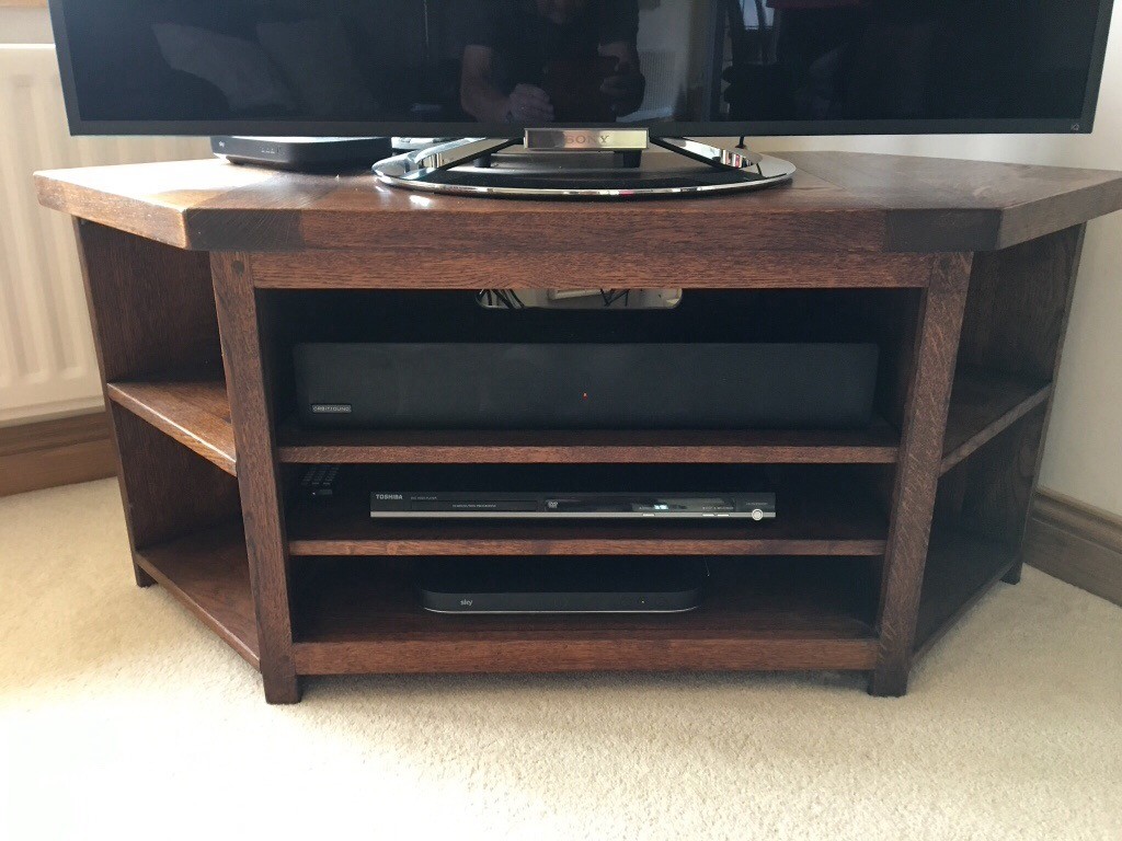 Dark Oak Corner TV unit and Dark Oak nest of 3 tables in Swindon