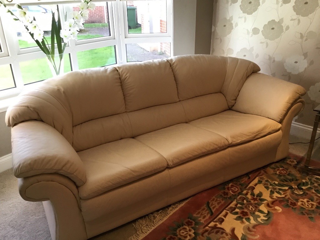 Cream soft Leather Sofas, 2 x 3 Seat and 1x 2 Seater. Excellent condition in Southside