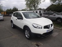 2013 Nissan Qashqai 1.6 Visia Hatchback 5d 2WD 1598cc  Hatchback Petrol Manual