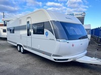 2026 HOBBY PRESTIGE 720 WQC 4 Berth fixed island bed End washroom