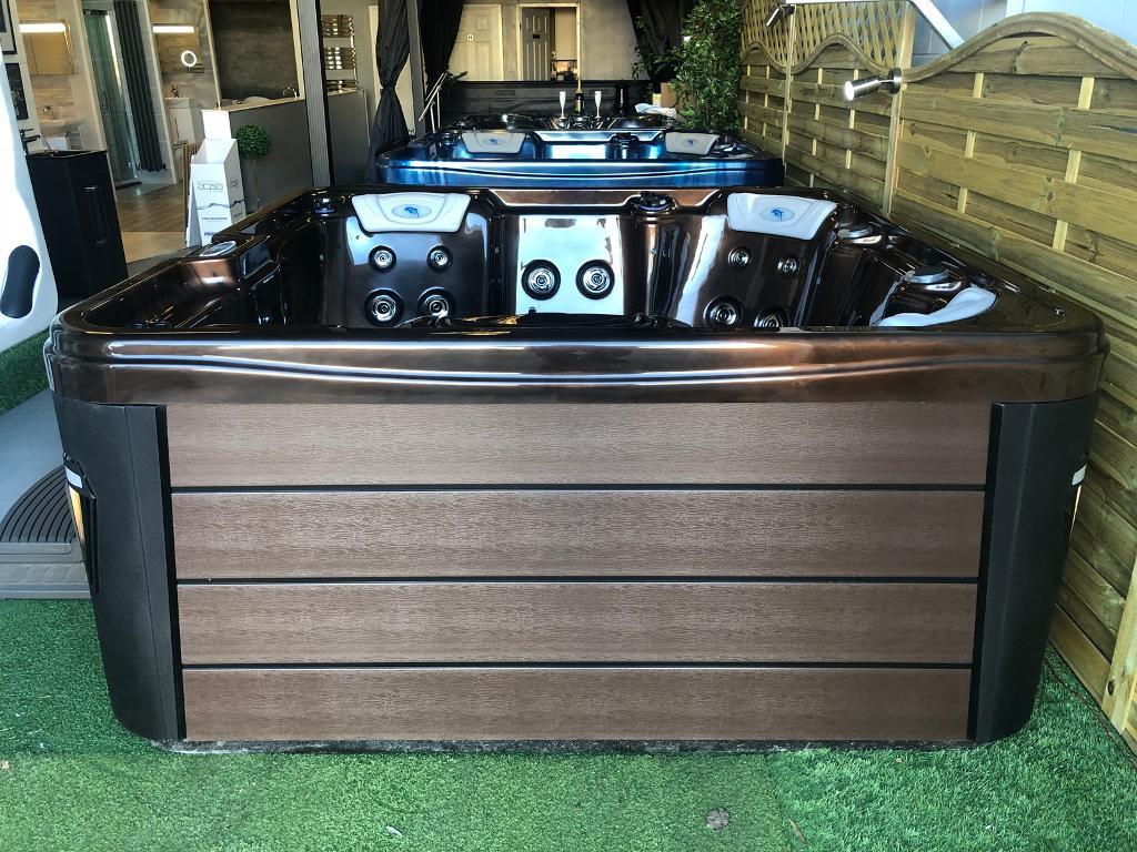 Pool Hot Tubs Coniston 13 amp plug and play Hot Tub in Hartlepool