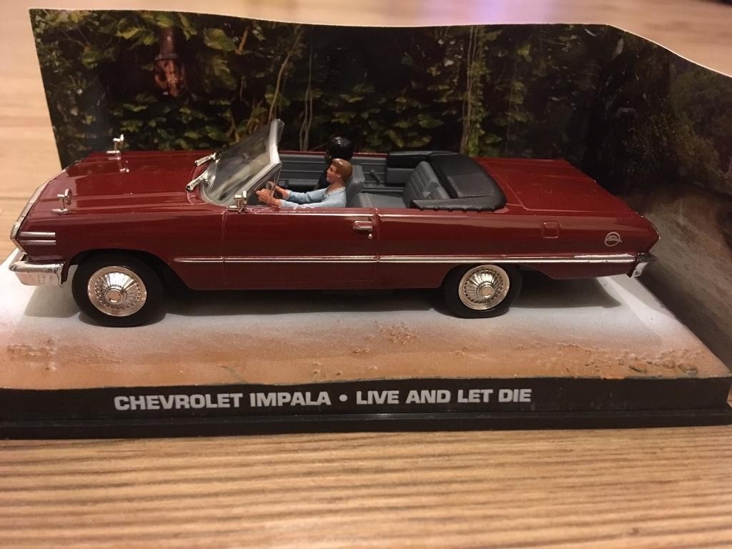 collection voiture james bond fabbri