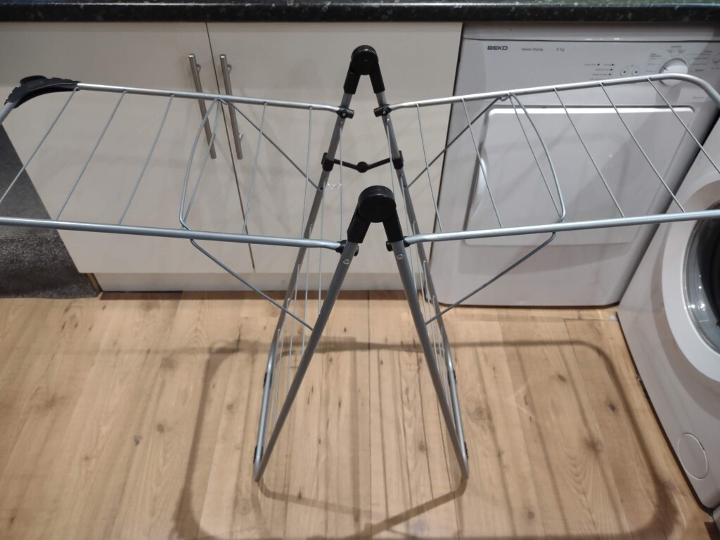 addis slimline x wing airer