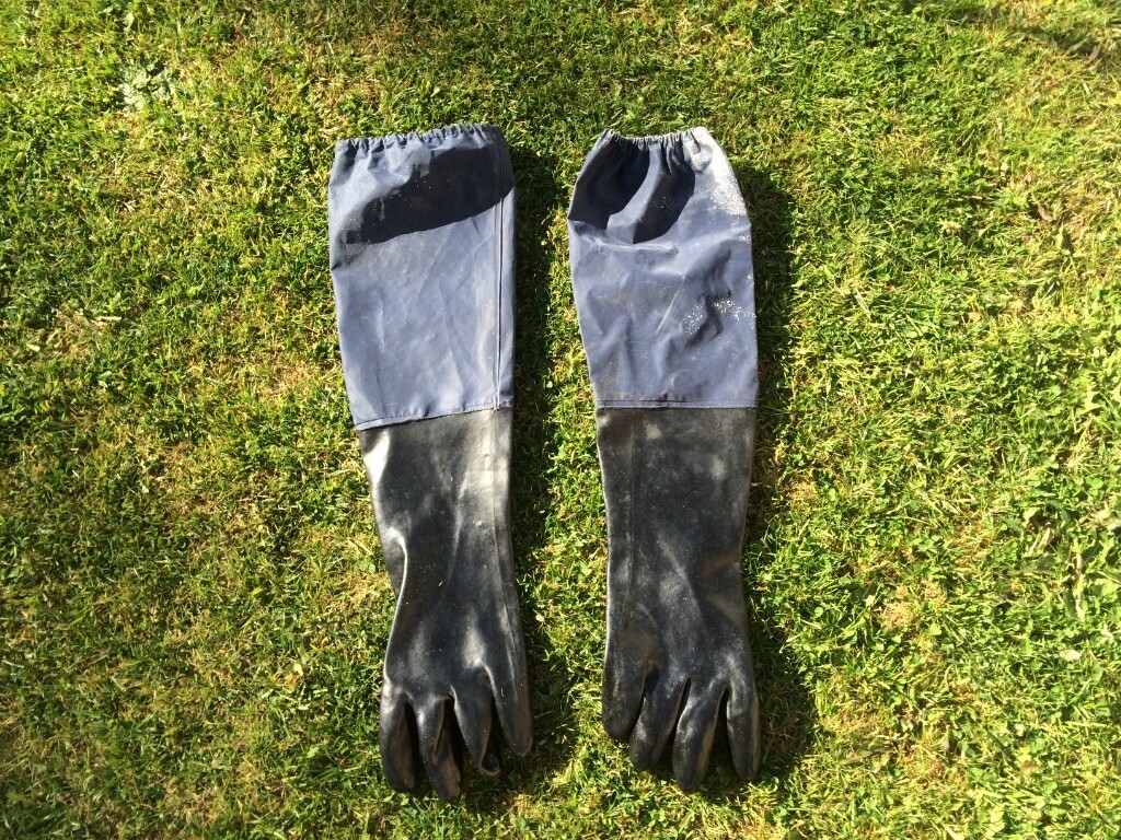 Oase Pond Gloves, Pondovac Vacuum Cleaner Spares Sludge Bag. Pond Algae