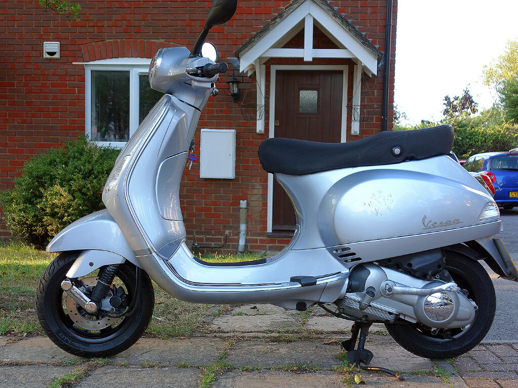 Vespa LX 125 | in Langdon Hills, Essex | Gumtree