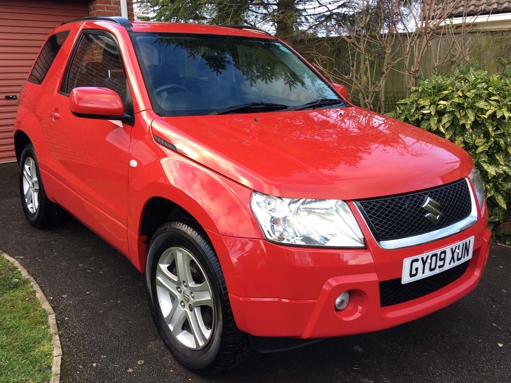Suzuki Grand Vitara VVT 3d 1.6 Petrol Manual. 2009. 75400m. MOT to October  2019. One previous owner.