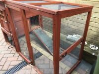 Hutch suitable for Guinea pigs or small rabbit