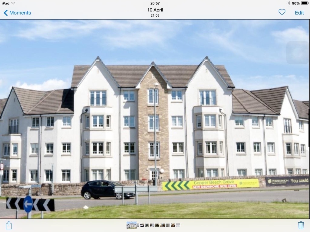 Larbert. Kinnaird Village 2 bedroom flat to rent in Larbert, Falkirk