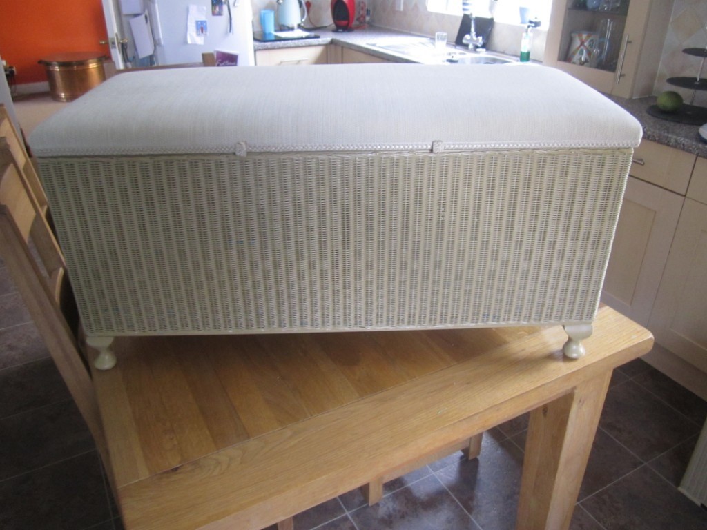 lusty lloyd loom ottoman linen blanket box original condition