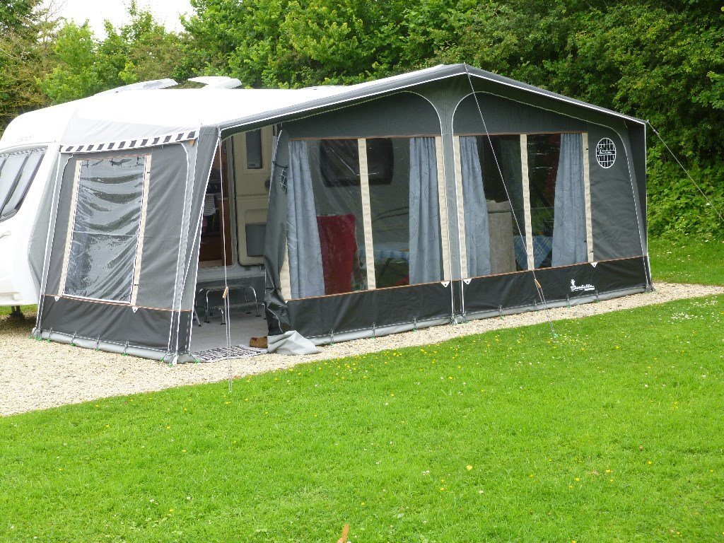 2016 ISABELLA CAPRI COAL 975 AWNING FOR SALE in Bournemouth, Dorset