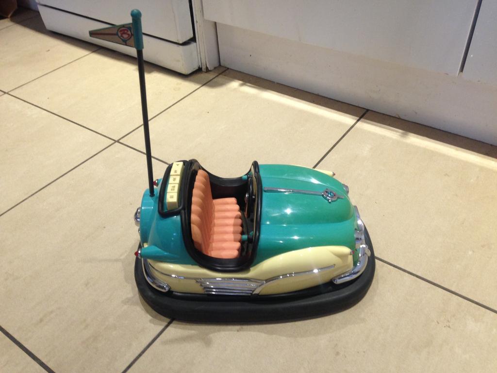 Retro 50's bumper car radio/cassette player in Yateley, Hampshire