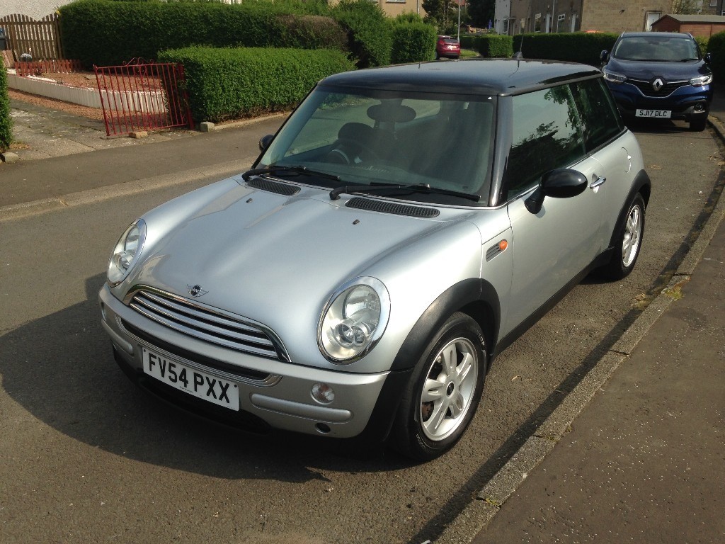 MINI COOPER 54 REG * 1 YEAR MOT* WITH FULL SERVICE HISTORY AIR CONDITION in Barrhead, Glasgow