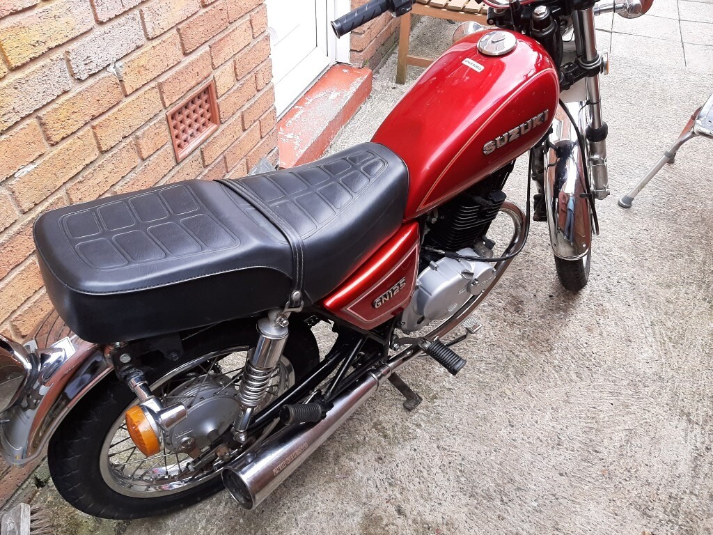 suzuki gn 125 tire size