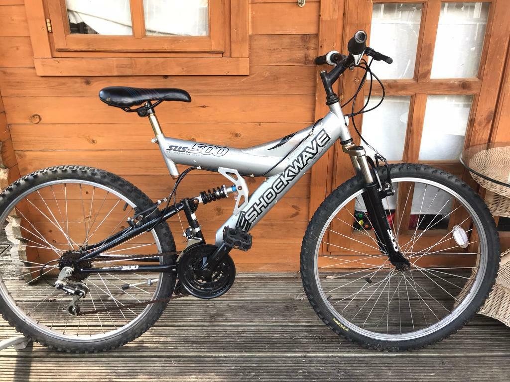 Shockwave sus 500 mountain suspension bike. Large size. 26” wheels