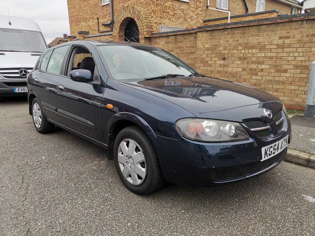 Nissan almera 2005 год