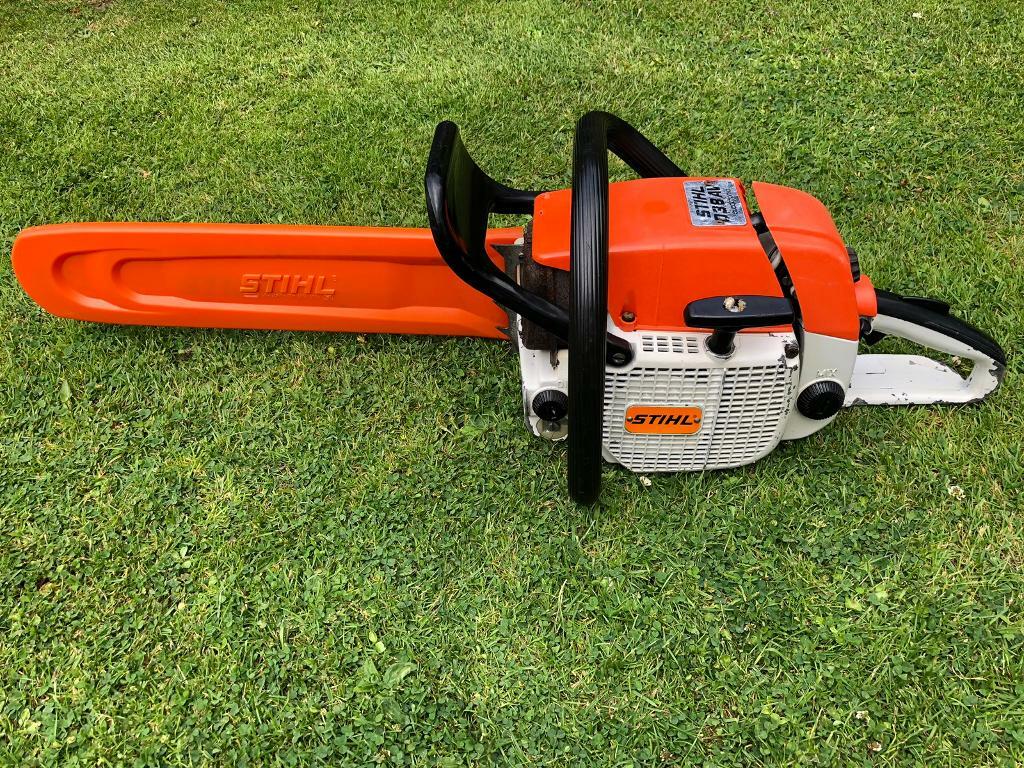 Stihl 038 AV Electronic Farm Boss 18” Bar And Chsin Chainsaw Wood Cutting Logs in Hednesford