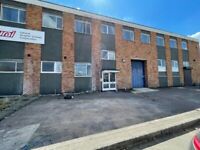 4425 SQFT Light Industrial Warehouse in Hounslow available TO LET