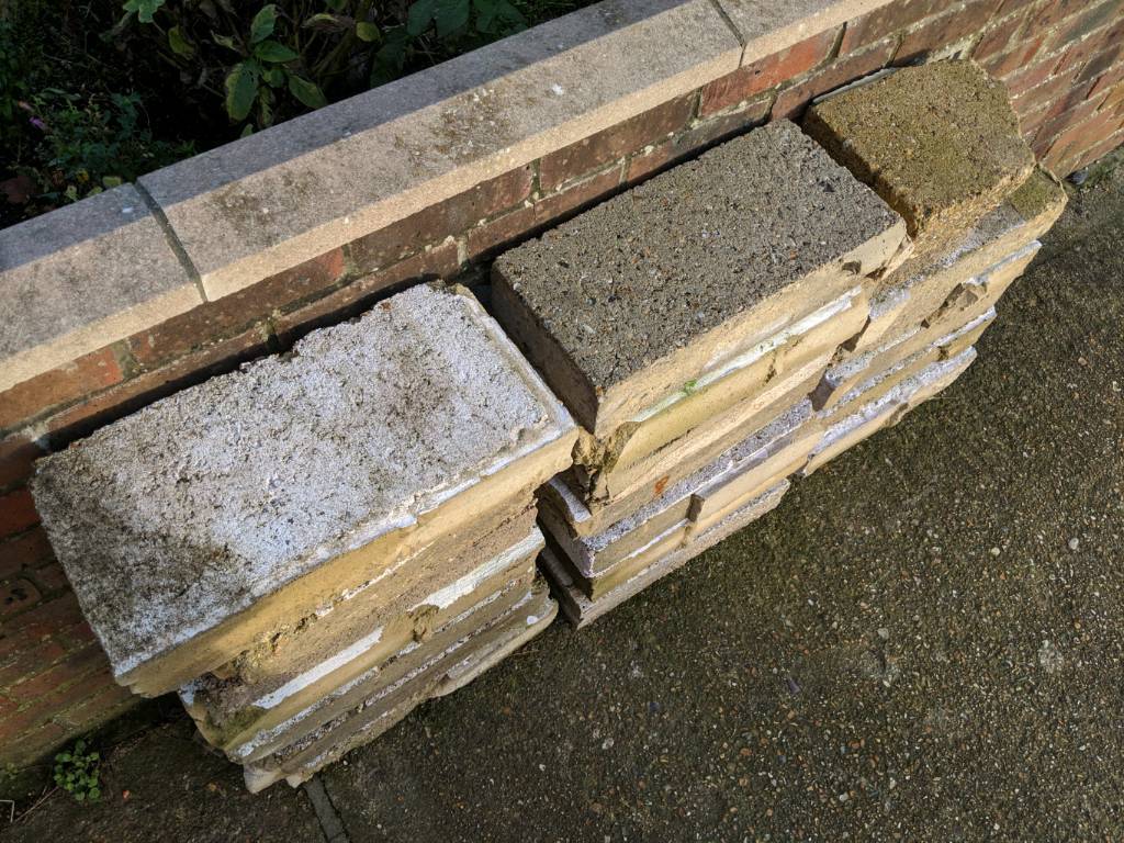 19 concrete breeze blocks for free | in Southsea, Hampshire | Gumtree