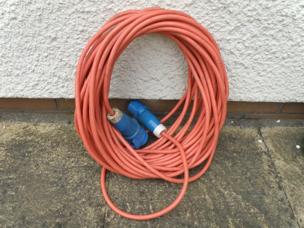 Caravan hook-up cable 20m | in Llanishen, Cardiff | Gumtree