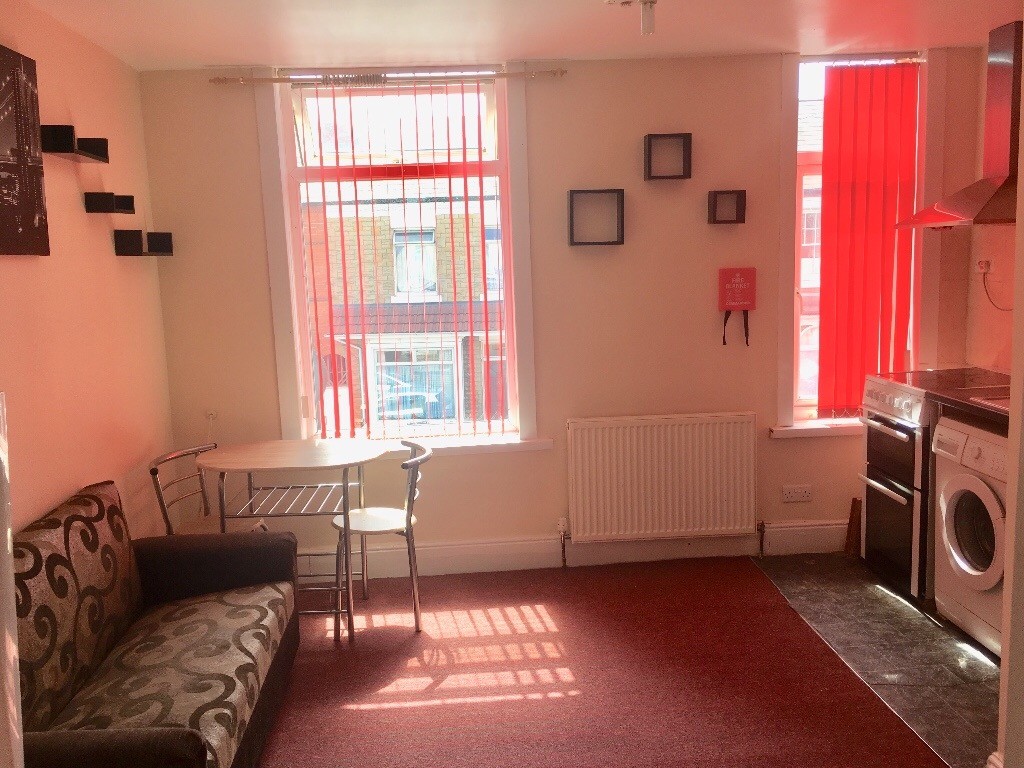 LUXURY 1 BEDROOM FLAT ALL BILLS INCLUDED in Hall Green, West Midlands Gumtree