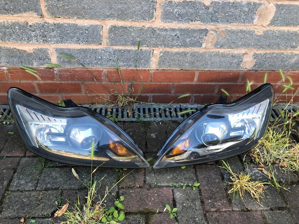 Ford Focus Mk2 Xenon Projecter Headlights in Moseley, West Midlands