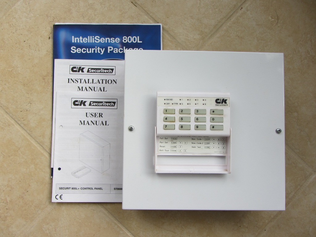 Honeywell Intellisense 800L House Alarm panel and keypad in