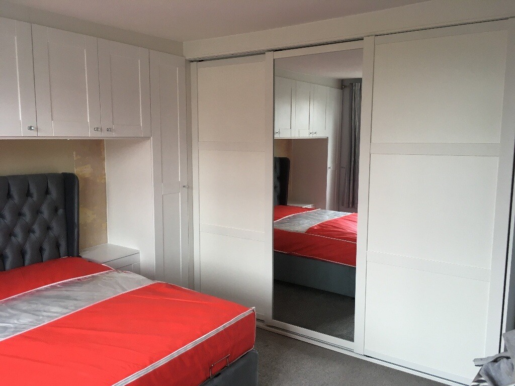 Carpenter Joiner Handyman Bespoke Furniture Fitted Wardrobe