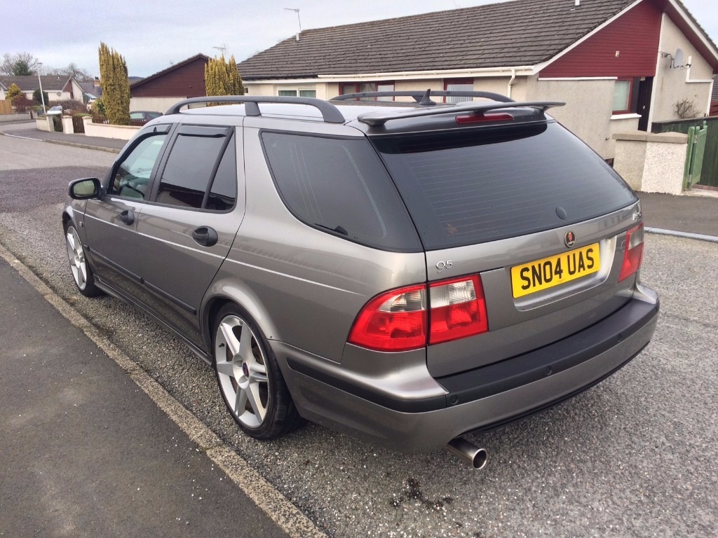 Saab 9-5 Aero HOT 2.3 turbo Manual estate, Lots of EXTRAS – 250bhp, MOT-Aug  18" Alloys, SAT NAV etc.